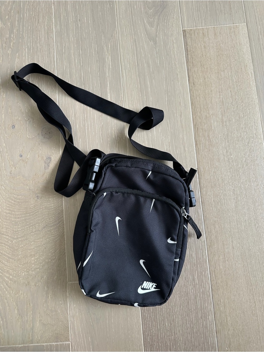 Nike Black Mini Swoosh Shoulder Bag
